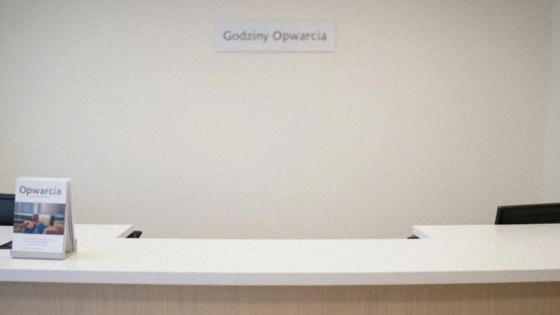 Jakie wsparcie socjalne oferuje OPS i MOPS?