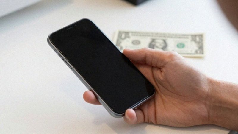 Jak dodać i ustawić domyślną kartę w aplikacji Millennium?