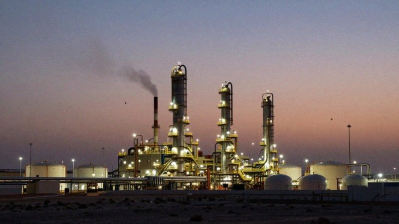 Dlaczego produkcja ropy w OPEC spadła?