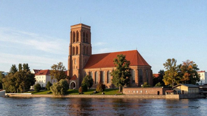 Jaką rolę pełni Królewiec w obwodzie królewieckim?