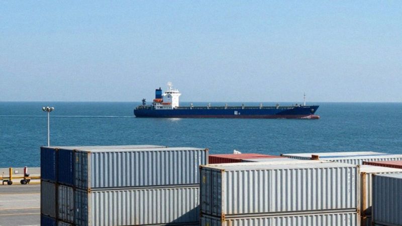 Czy CFR obejmuje ubezpieczenie transportu?