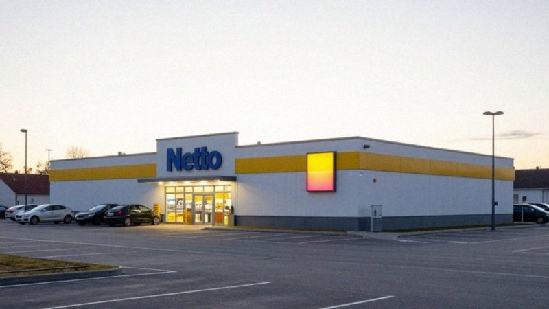Czy Netto ma jednolite godziny otwarcia?