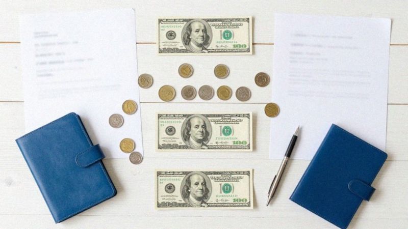 W jaki sposób finansowane są inwestycje PLK?