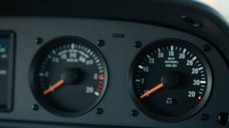 Ile litrów ma tona paliwa Jet-A1?