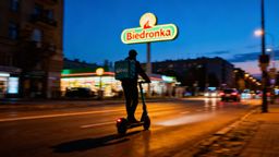 Biedronka w Glovo — w jakich miastach dostępna jest szybka dostawa?