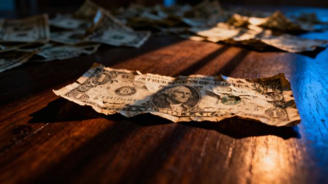 Hiperinflacja — ile wynosi i jakie ma skutki dla gospodarki?