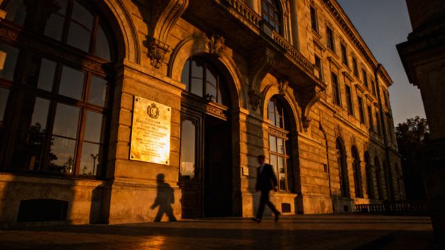 Numer do MOPS-u — jak się skontaktować i uzyskać pomoc?
