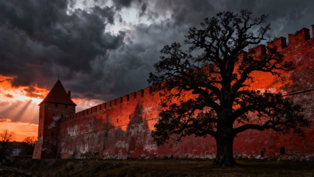 Obwód kaliningradzki — historia, militarizacja i życie codzienne