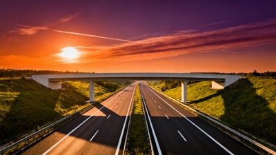 Droga ekspresowa S8 — kluczowy szlak komunikacyjny i jego wpływ na transport