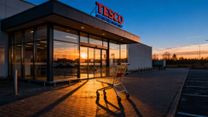 Godziny otwarcia Tesco w Wielką Sobotę — co warto wiedzieć?
