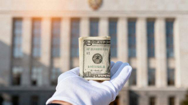 Trzynasta emerytura 2022 — kiedy i jak wygląda harmonogram wypłat?