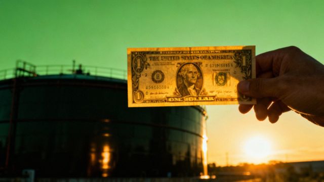 Ropa WTI — co to jest i jak inwestować w kontrakty terminowe?